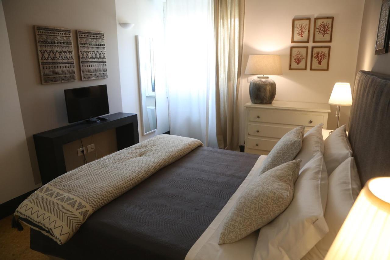 Palazzo Bignami Bed & Breakfast Lecce Eksteriør bilde